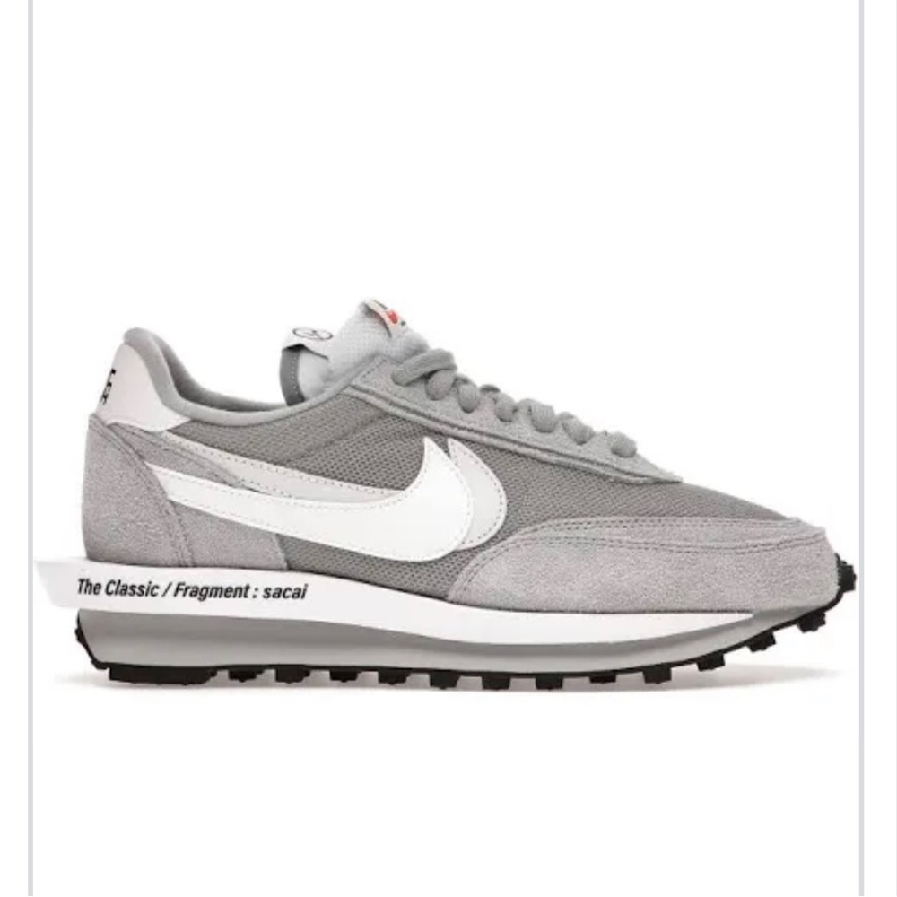 Sacaii Nike of waffle grey fragment sneakers, excellent condition!
